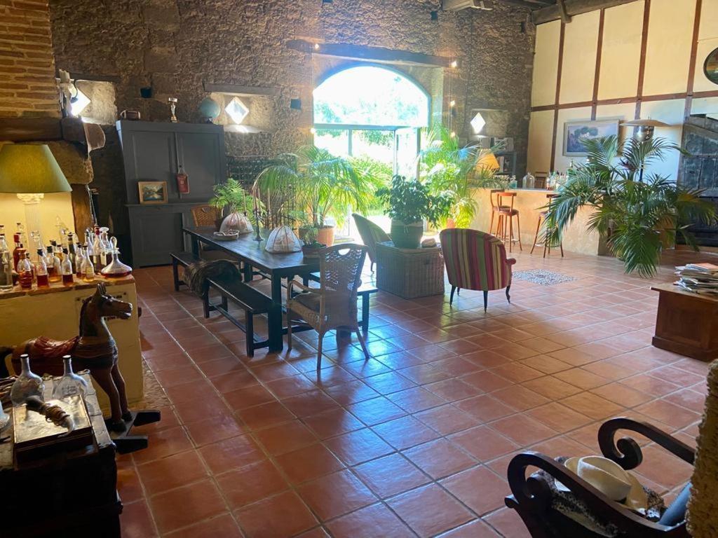 Maison D'Hotes Le Chai D'Armagnac Monguilhem Bagian luar foto